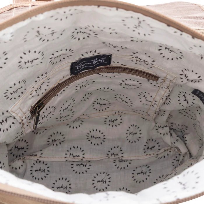 Adventure First Step Shoulder Bag - The Daisy Chain