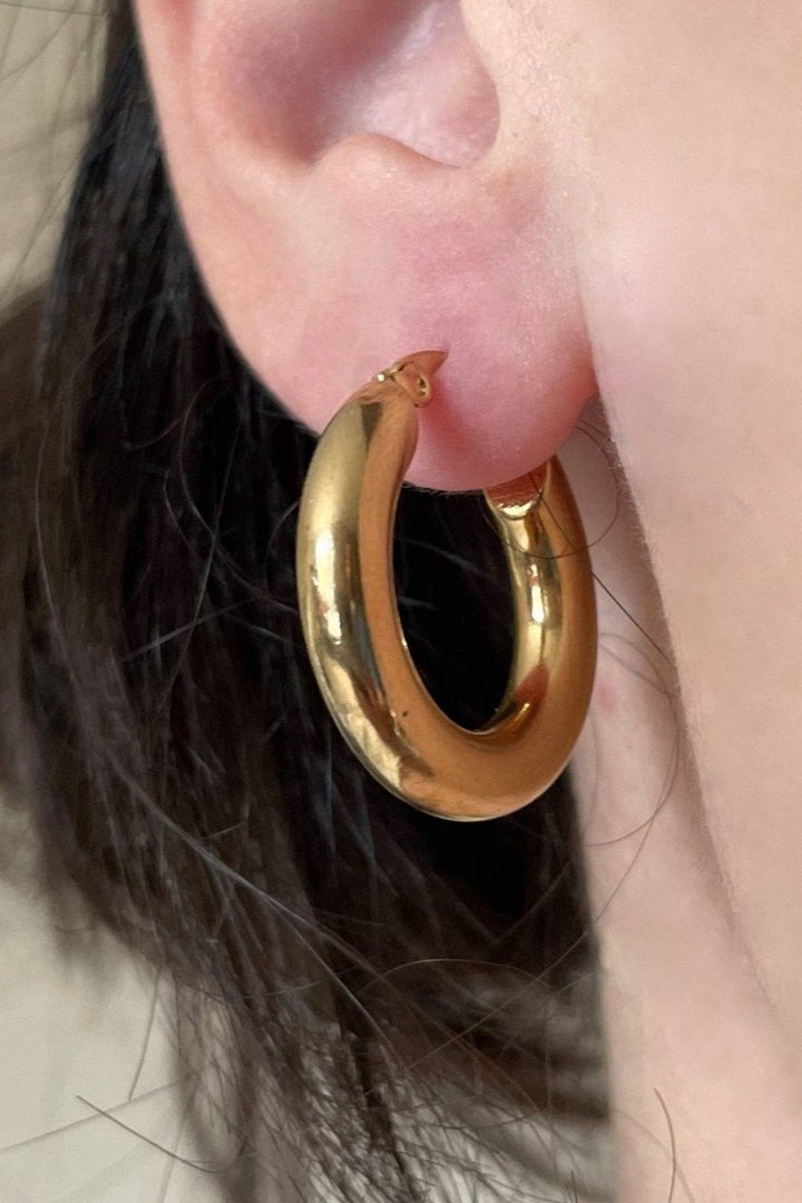 Gold Tube Hoops: 25 mm - The Daisy Chain