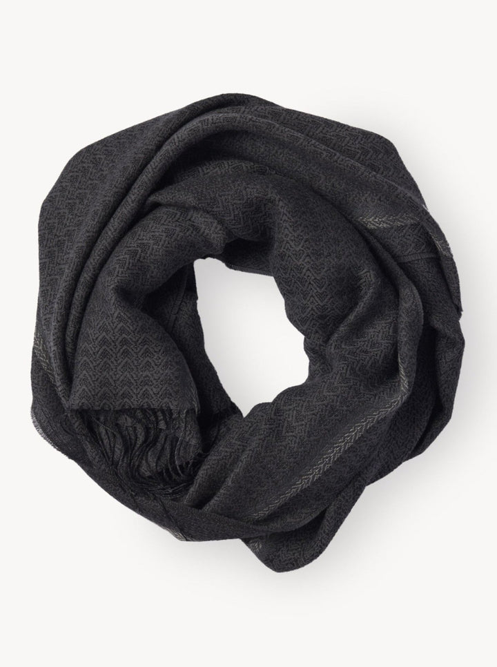 Alpacasilk Wrap - Obsidian - The Daisy Chain