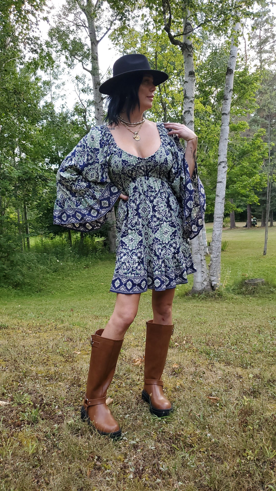 Bohemian Drift: As Summer Transitions to Fall - The Daisy Chain