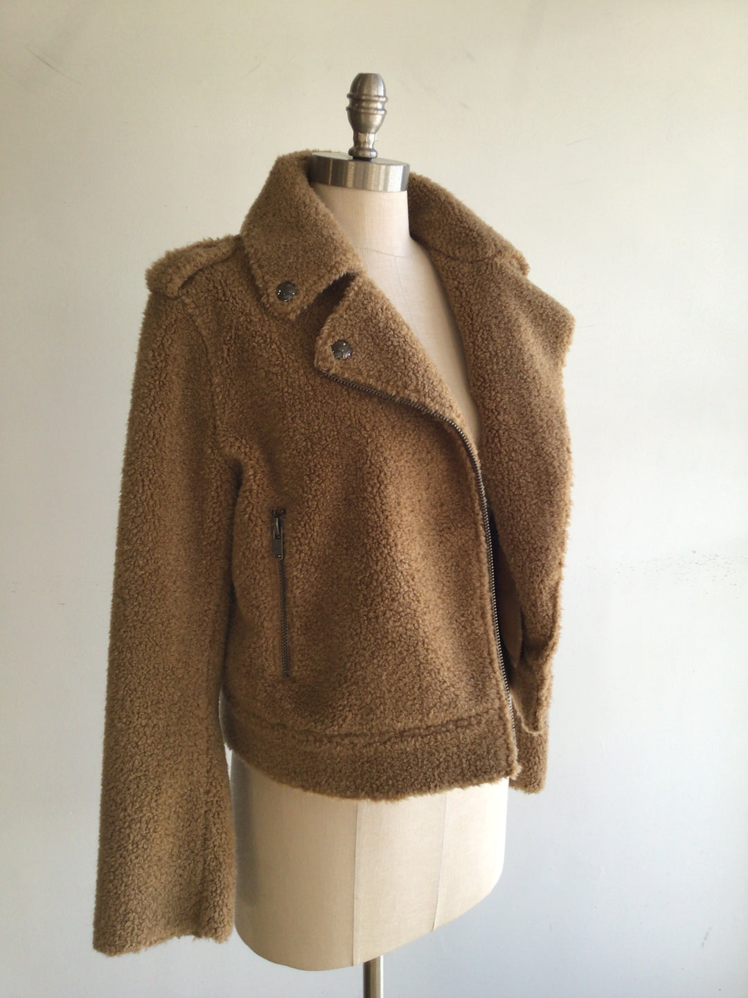 Cropped Sherpa Moto Jacket - Medium