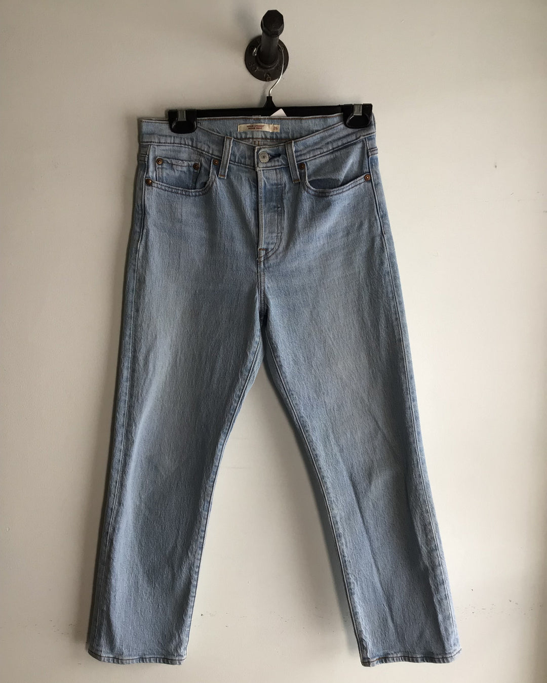 Levi’s Wedgie Straight Jeans - Size 26