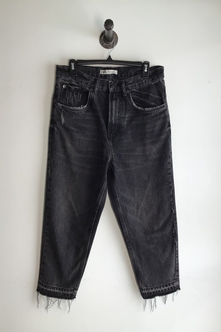 Zara Black Frayed Hem Jeans - Size 30