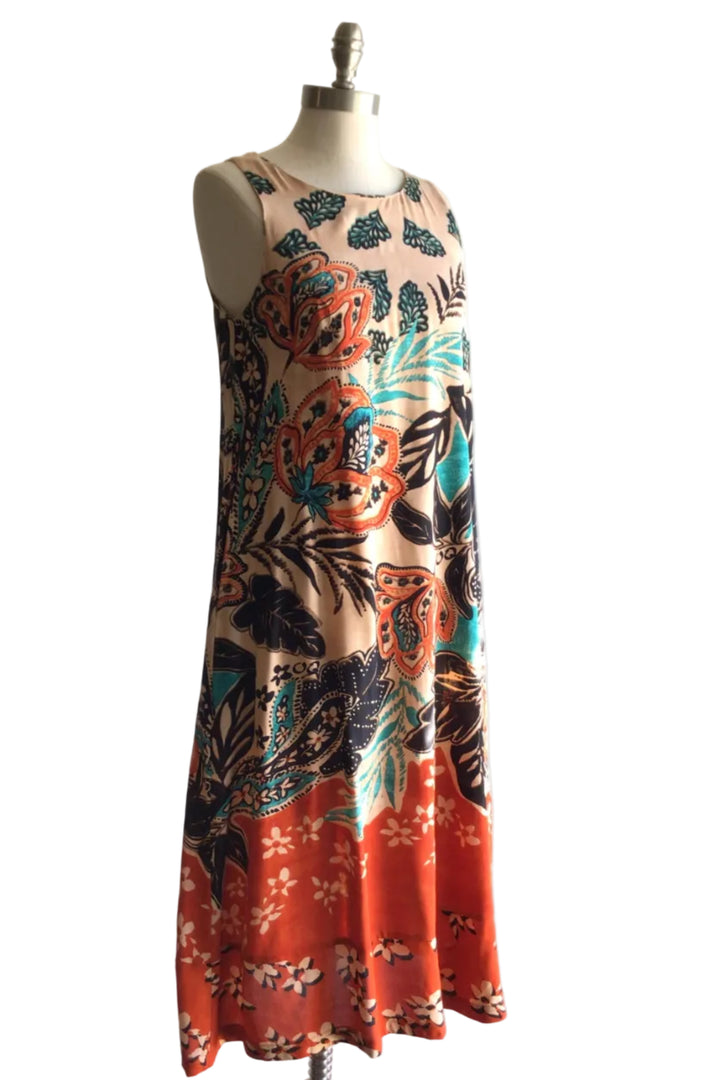 Saventa Sleeveless Dress
