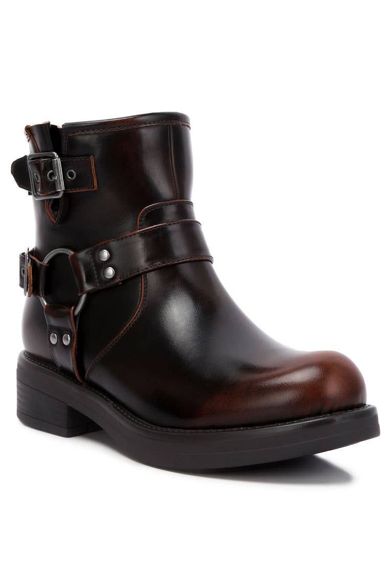 Allux Boot - The Daisy Chain