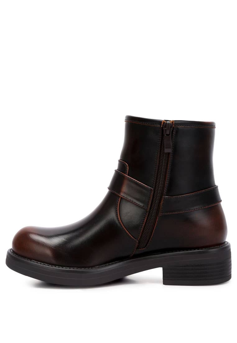 Allux Boot - The Daisy Chain