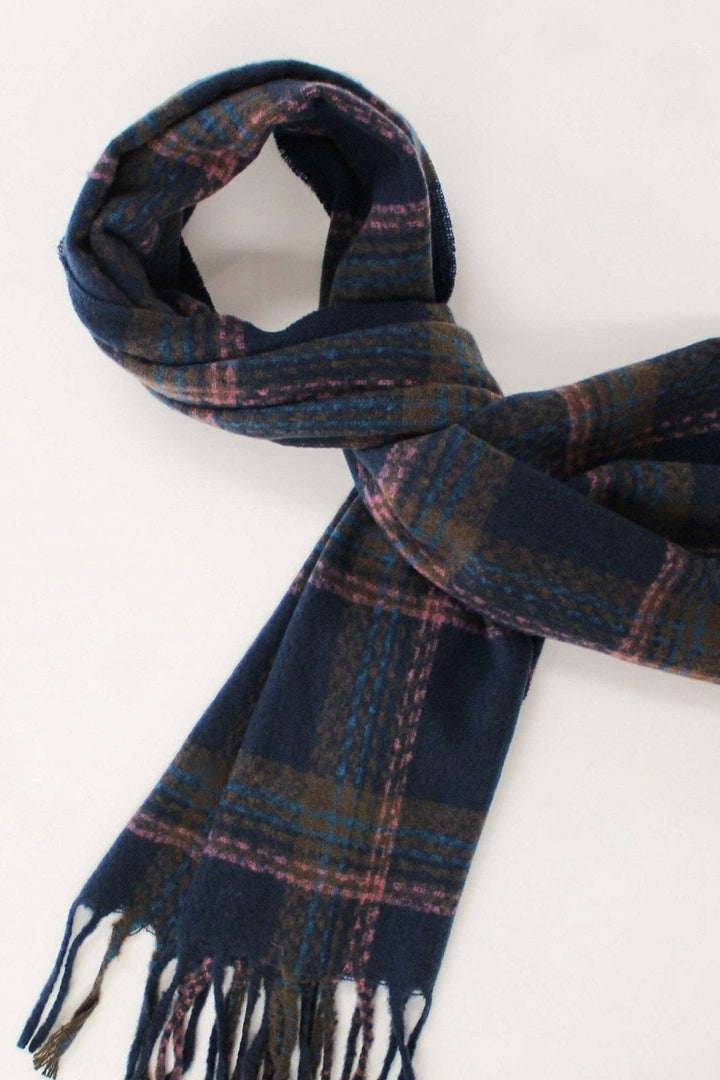 Carol Winter Scarf - The Daisy Chain