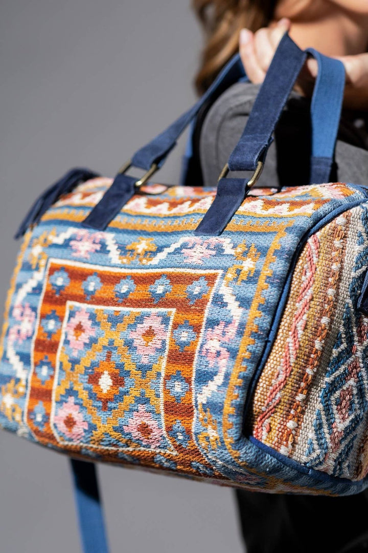 Castle Island Boston Bag - The Daisy Chain