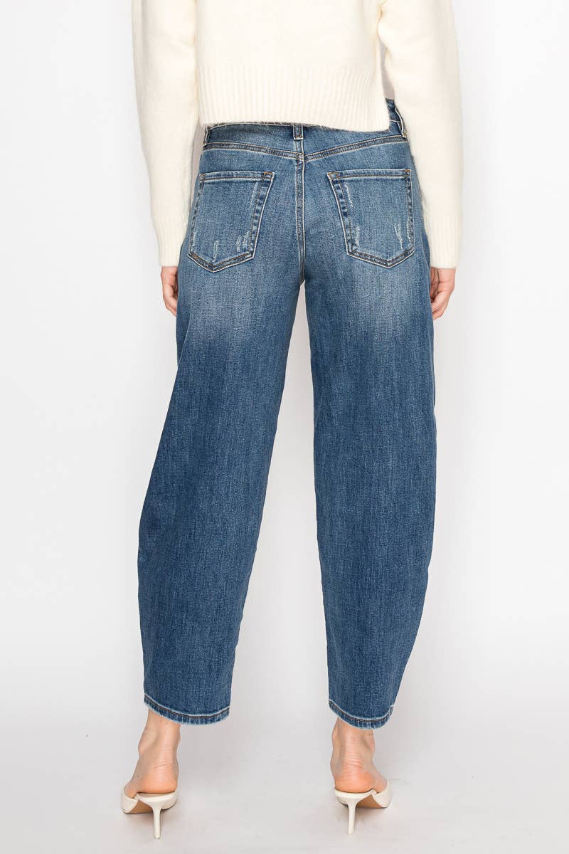 Relaxed Barrel Jeans