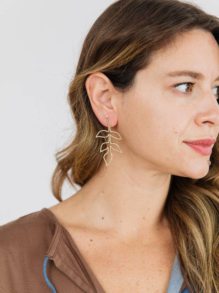Fauna Wire Earrings - Gold - The Daisy Chain