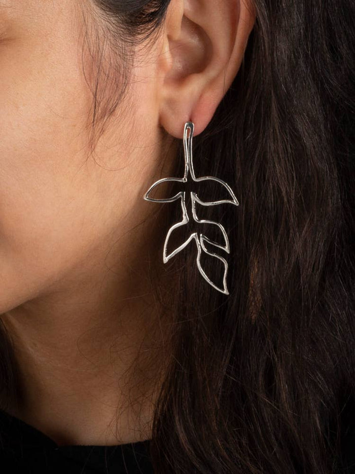 Fauna Wire Earrings - Silver - The Daisy Chain