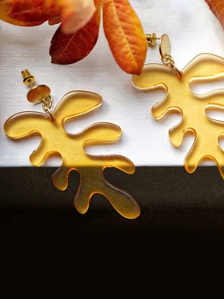 Matisse Leaf Earrings Amber - The Daisy Chain