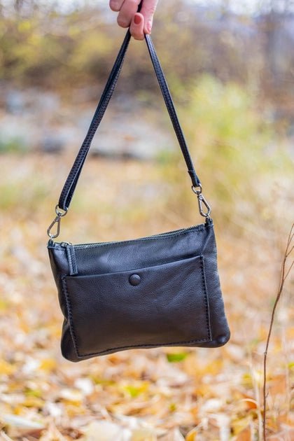 Mia Crossbody - Black - The Daisy Chain