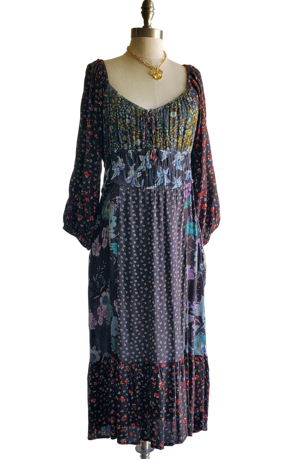 Midnight Bloom Midi Dress - The Daisy Chain