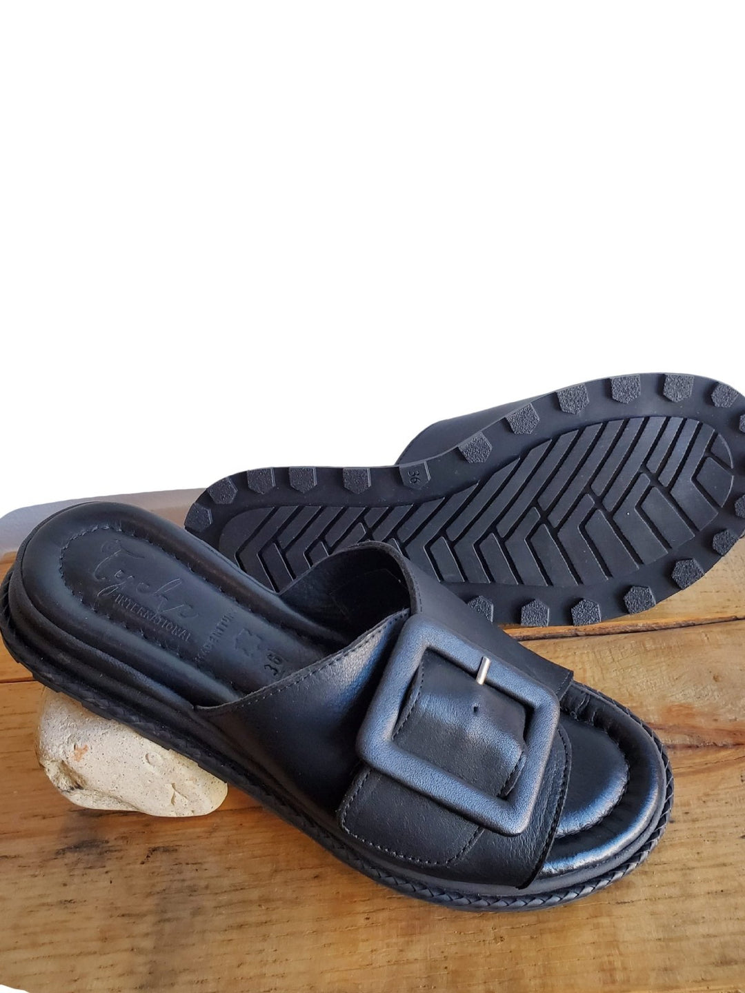 Monroe Slides - Black - The Daisy Chain