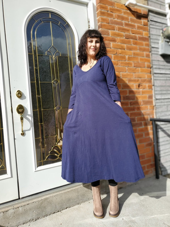 Vanessa Dress - Navy - The Daisy Chain