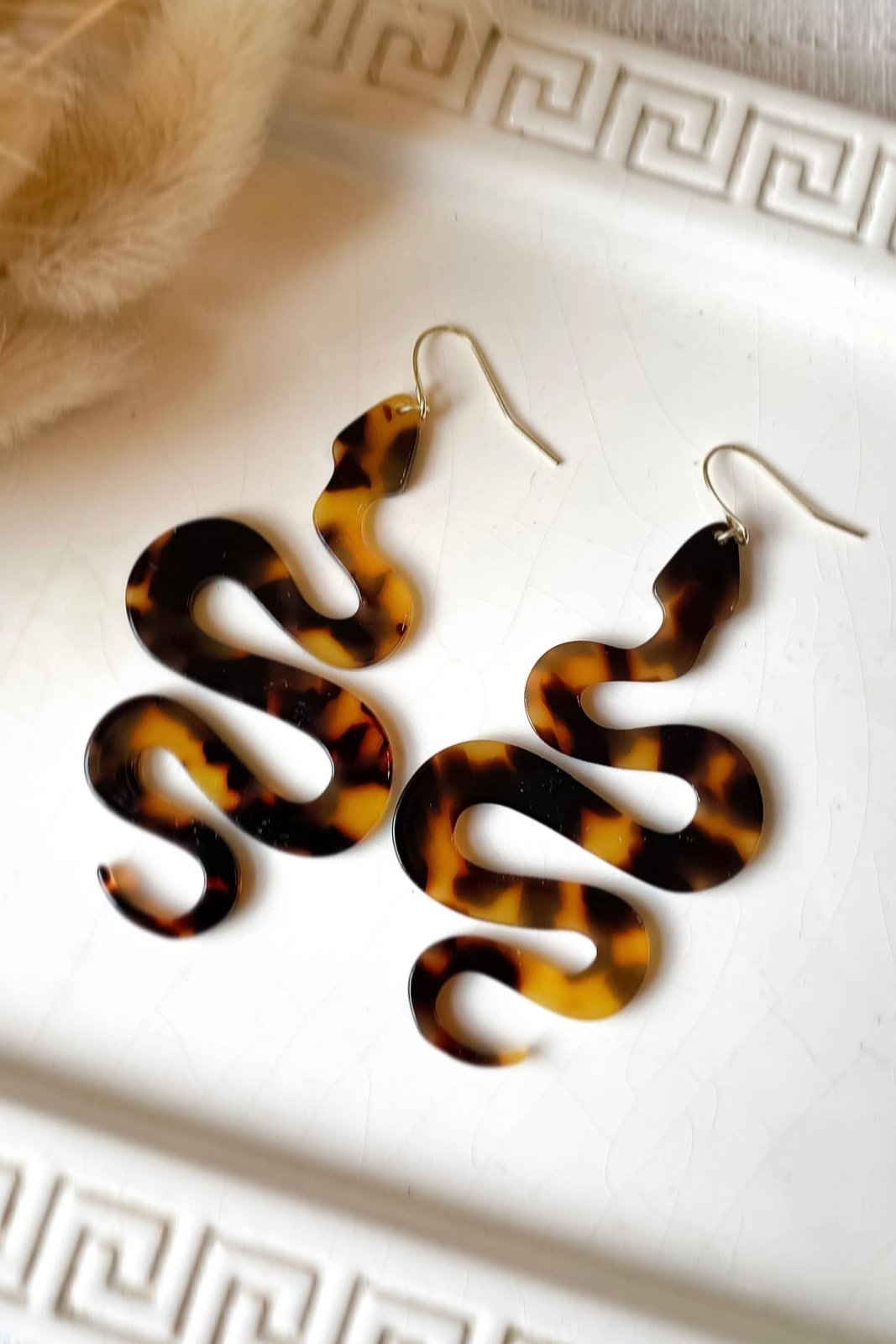 Acetate Snake Dangle - The Daisy Chain