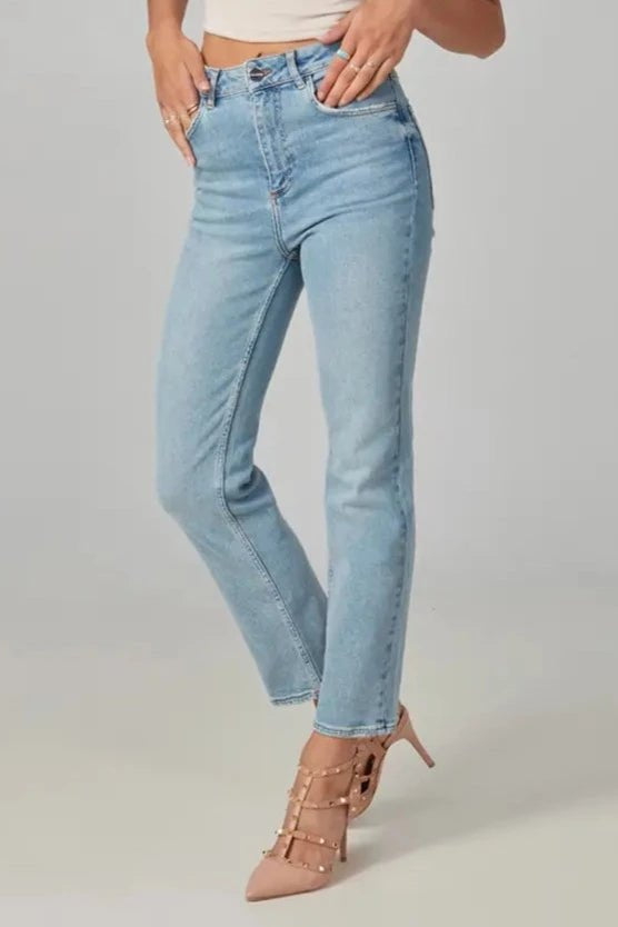 Denver Straight Leg Jeans - The Daisy Chain